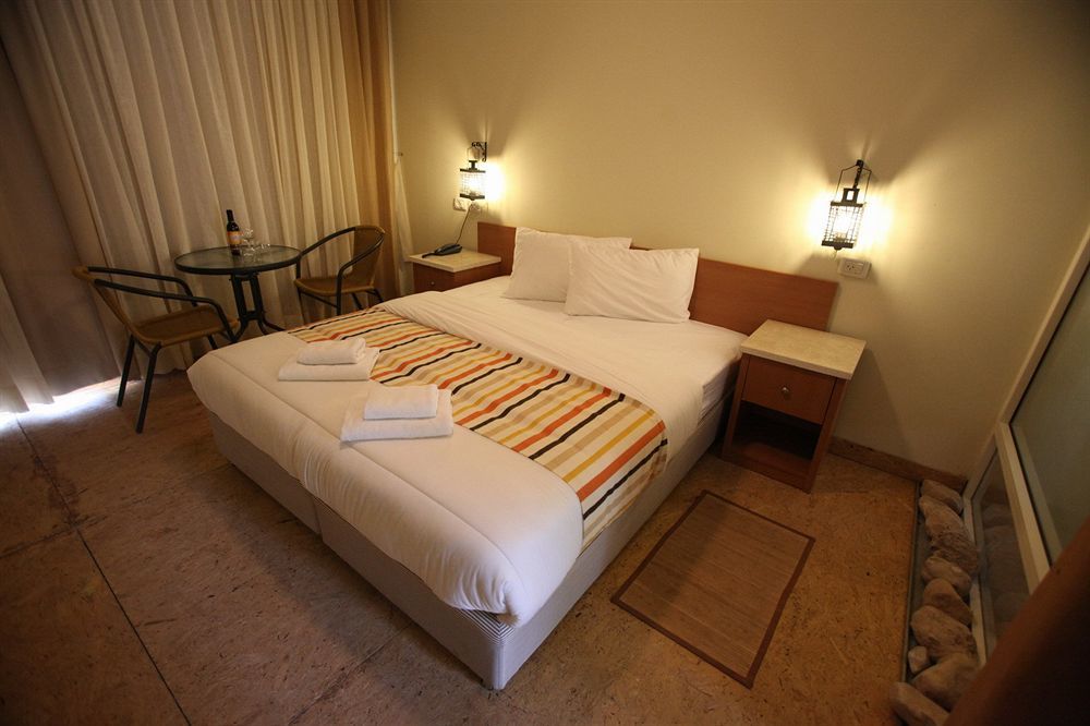 Almog Kibbutz Hotel Dış mekan fotoğraf
